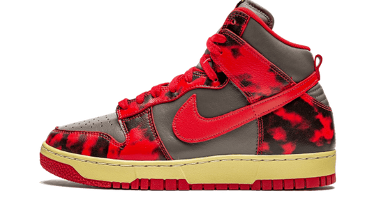 dunk-high-1985-red-acid-wash-socksforsport