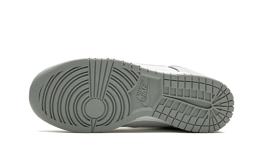 dunk-low-lx-light-smoke-grey-socksforsport