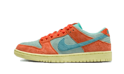 sb-dunk-low-orange-emerald-rise-socksforsport