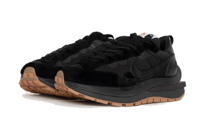 vaporwaffle-sacai-black-gum-socksforsport